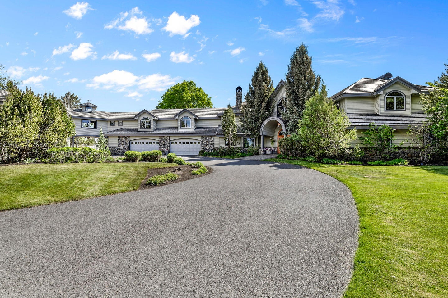 What Sets Knightsbridge International Real Estate Apart