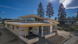 Bend OR Real Estate Broker Helping You Find Perfect Properties