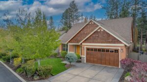 Real Estate Agent Bend Oregon Luxury Home Selling Experts