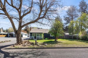 Homes for Sale in Broken Top Bend Oregon
